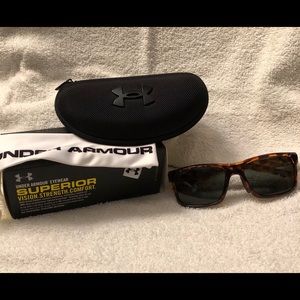 Under Armor Ladies Sunglasses